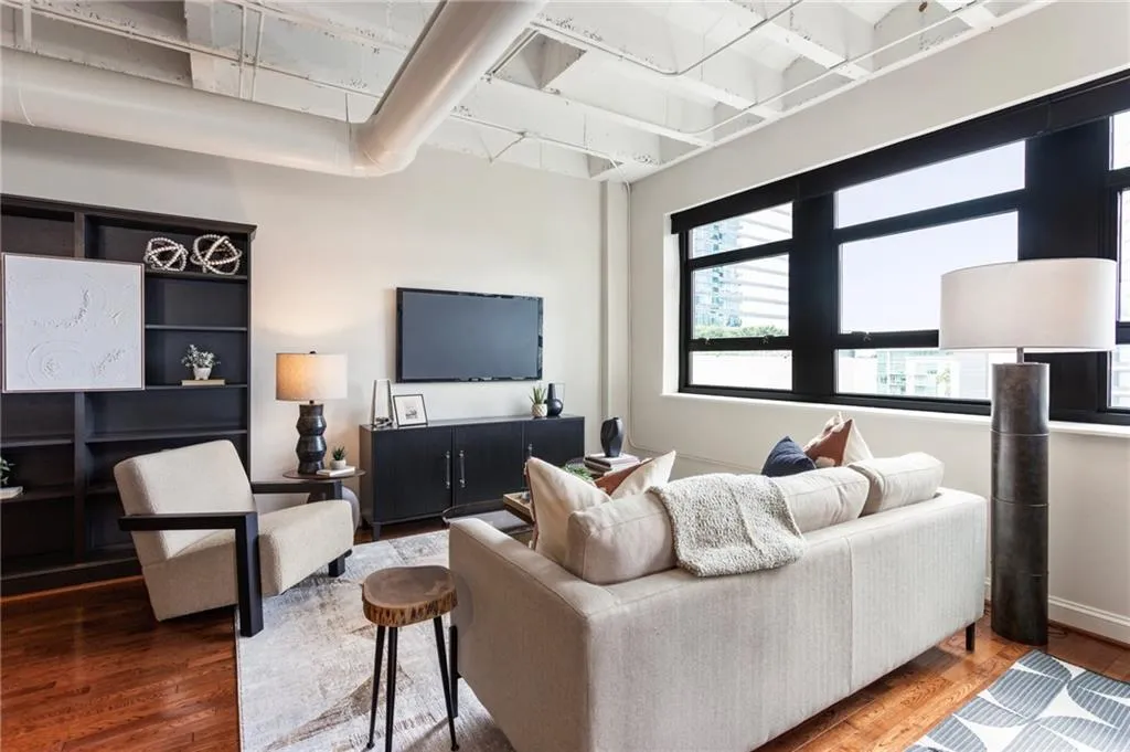 878 Peachtree Street Ne Unit 704, Atlanta, Georgia 30309, 2 Bedrooms Bedrooms, ,1 BathroomBathrooms,Residential,For Sale,878 Peachtree Street Ne Unit 704,7590209