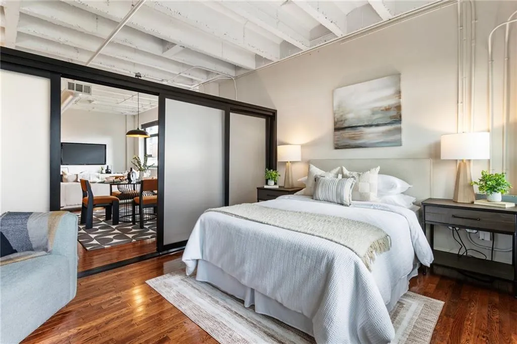 878 Peachtree Street Ne Unit 704, Atlanta, Georgia 30309, 2 Bedrooms Bedrooms, ,1 BathroomBathrooms,Residential,For Sale,878 Peachtree Street Ne Unit 704,7590209