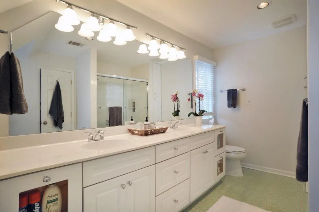 5105 Baroque Circle, Atlanta, Georgia 30342, 5 Bedrooms Bedrooms, ,3 BathroomsBathrooms,Residential,Sold,5105 Baroque Circle,6680274