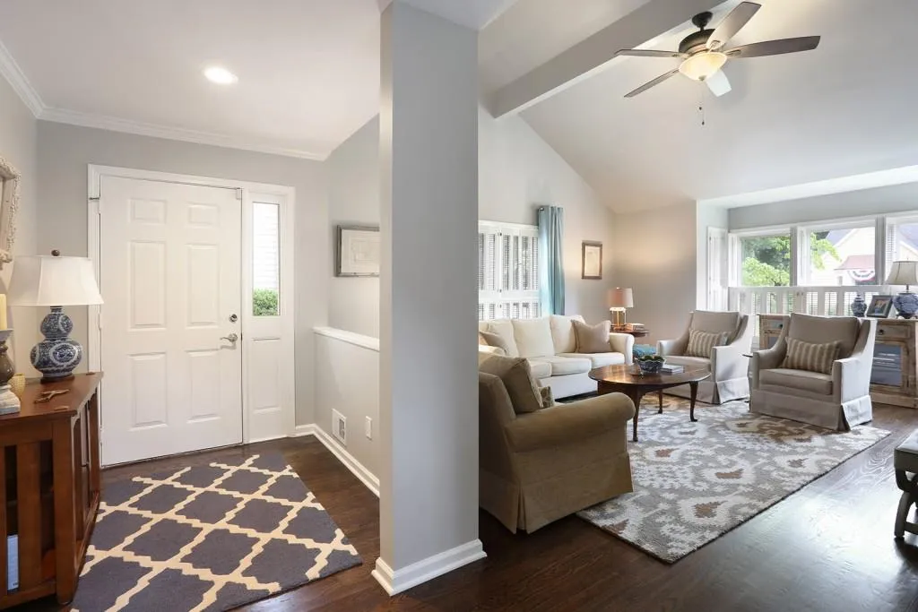 1055 Club Place Ne, Brookhaven, Georgia 30319, 2 Bedrooms Bedrooms, ,2 BathroomsBathrooms,Residential,Sold,1055 Club Place Ne,5868015