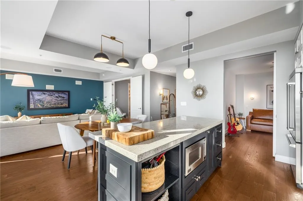 1820 Peachtree Street Nw Unit 1205, Atlanta, Georgia 30309, 2 Bedrooms Bedrooms, ,2 BathroomsBathrooms,Residential,For Sale,1820 Peachtree Street Nw Unit 1205,7649997