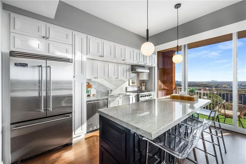 1820 Peachtree Street Nw Unit 1205, Atlanta, Georgia 30309, 2 Bedrooms Bedrooms, ,2 BathroomsBathrooms,Residential,For Sale,1820 Peachtree Street Nw Unit 1205,7649997