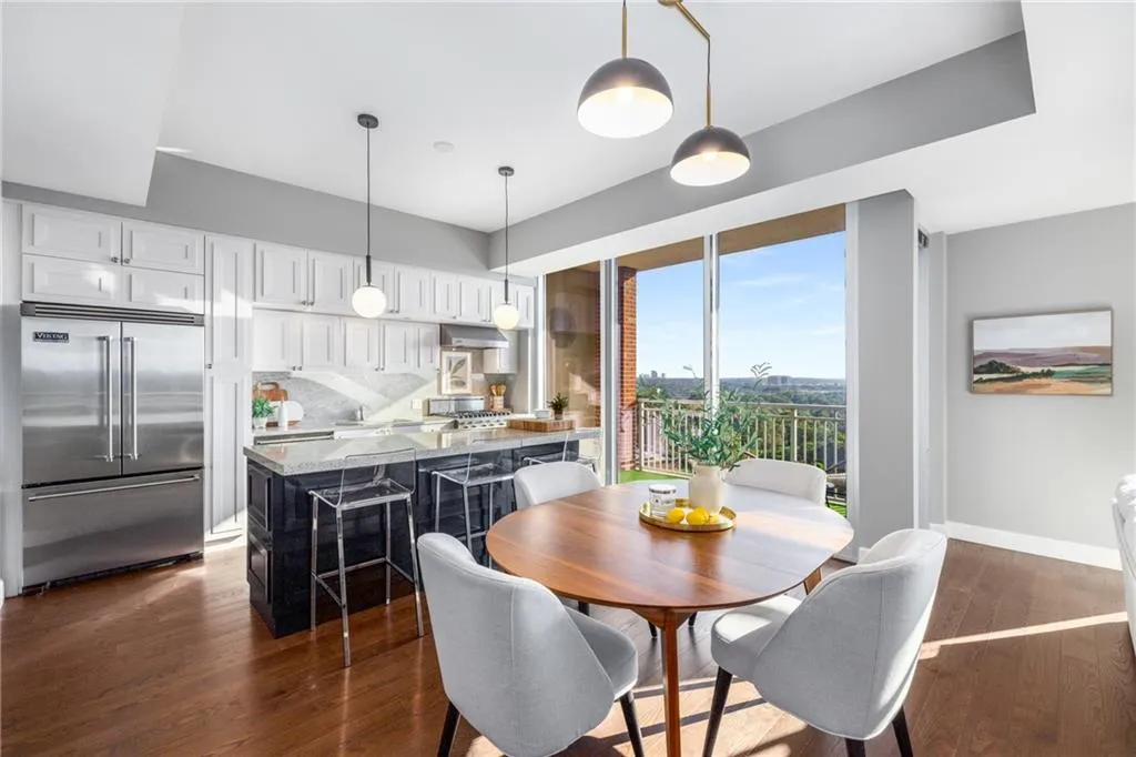 1820 Peachtree Street Nw Unit 1205, Atlanta, Georgia 30309, 2 Bedrooms Bedrooms, ,2 BathroomsBathrooms,Residential,For Sale,1820 Peachtree Street Nw Unit 1205,7649997