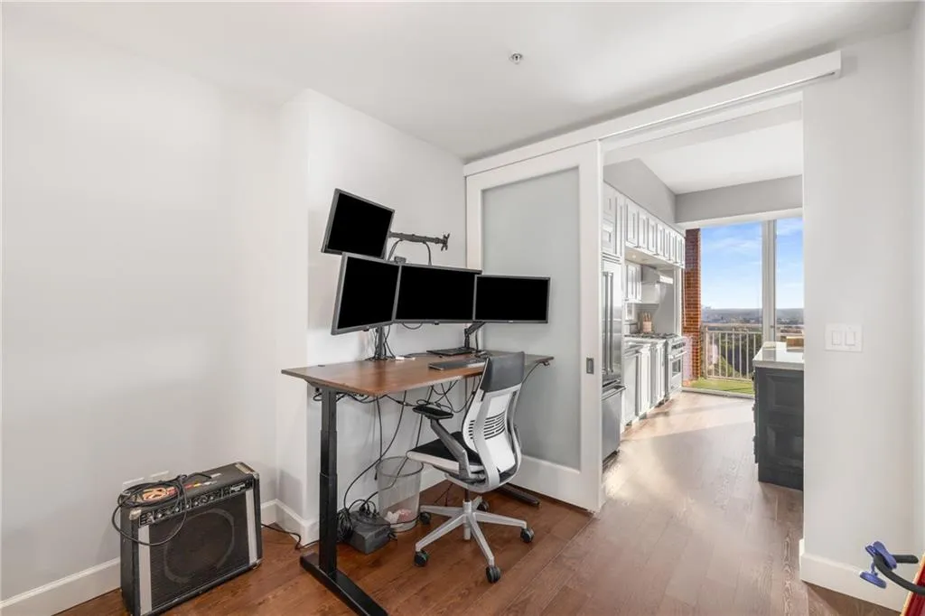 1820 Peachtree Street Nw Unit 1205, Atlanta, Georgia 30309, 2 Bedrooms Bedrooms, ,2 BathroomsBathrooms,Residential,For Sale,1820 Peachtree Street Nw Unit 1205,7649997