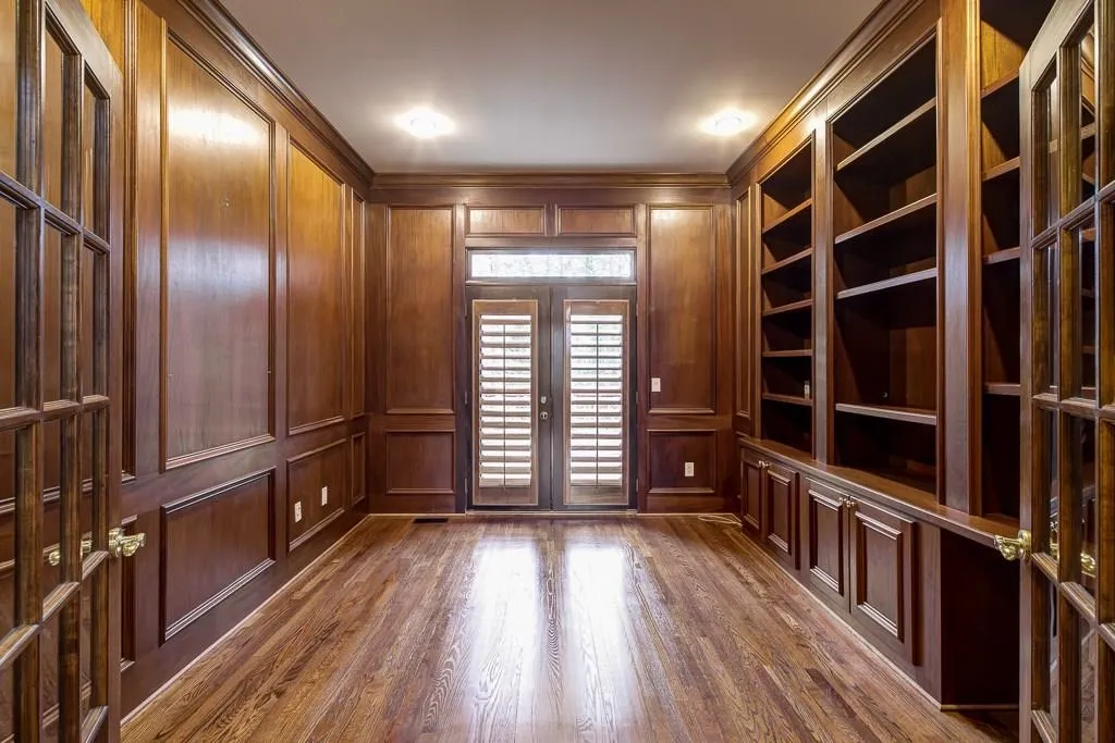 120 Dunwoody Creek Court, Sandy Springs, Georgia 30350, 4 Bedrooms Bedrooms, ,4 BathroomsBathrooms,Residential,Sold,120 Dunwoody Creek Court,5826553