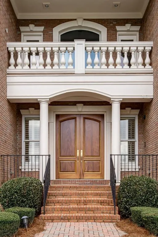120 Dunwoody Creek Court, Sandy Springs, Georgia 30350, 4 Bedrooms Bedrooms, ,4 BathroomsBathrooms,Residential,Sold,120 Dunwoody Creek Court,5826553