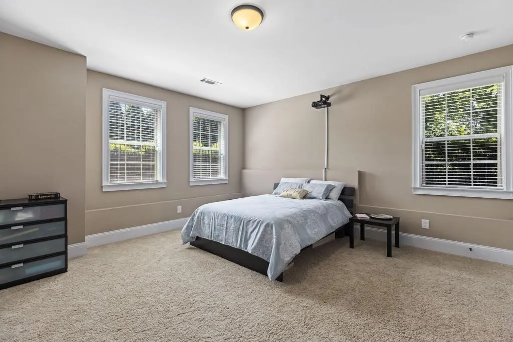 303 Alderwood Lane, Sandy Springs, Georgia 30328, 3 Bedrooms Bedrooms, ,3 BathroomsBathrooms,Residential,Sold,303 Alderwood Lane,6934514