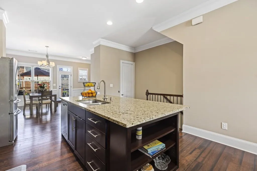 303 Alderwood Lane, Sandy Springs, Georgia 30328, 3 Bedrooms Bedrooms, ,3 BathroomsBathrooms,Residential,Sold,303 Alderwood Lane,6934514