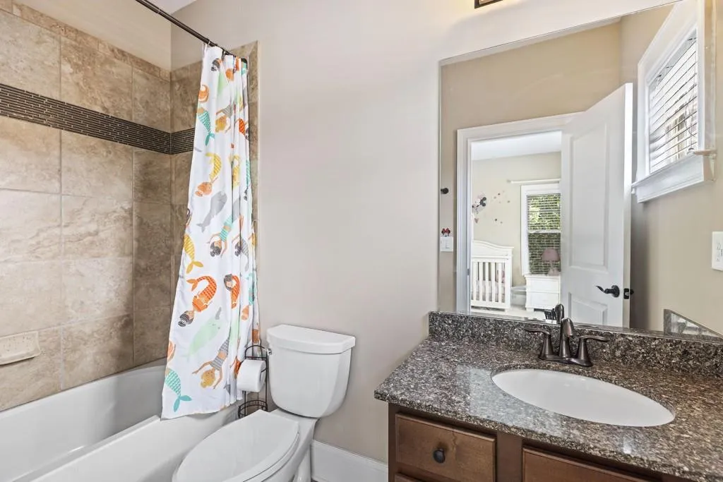 303 Alderwood Lane, Sandy Springs, Georgia 30328, 3 Bedrooms Bedrooms, ,3 BathroomsBathrooms,Residential,Sold,303 Alderwood Lane,6934514