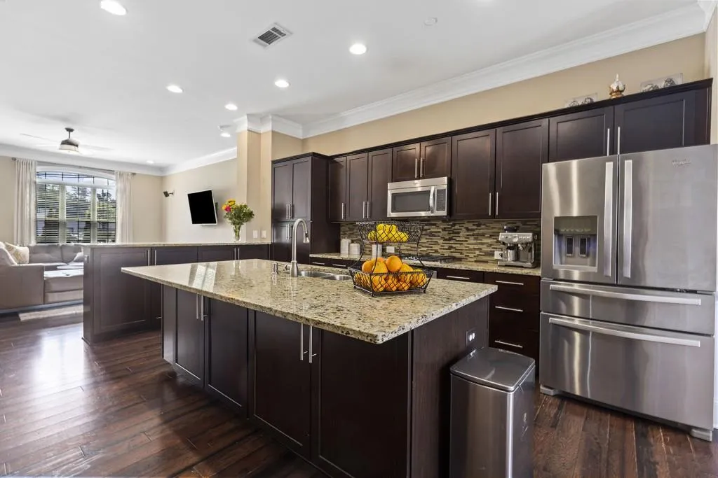 303 Alderwood Lane, Sandy Springs, Georgia 30328, 3 Bedrooms Bedrooms, ,3 BathroomsBathrooms,Residential,Sold,303 Alderwood Lane,6934514