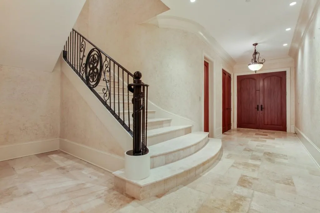 2500 Peachtree Road Nw Unit 701s, Atlanta, Georgia 30305, 3 Bedrooms Bedrooms, ,3 BathroomsBathrooms,Residential,Sold,2500 Peachtree Road Nw Unit 701s,5980608