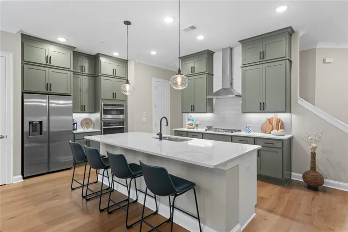 300 Walker Avenue, Roswell, Georgia 30076