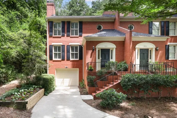 2201 Defoors Mills Drive Nw, Atlanta, Georgia 30318