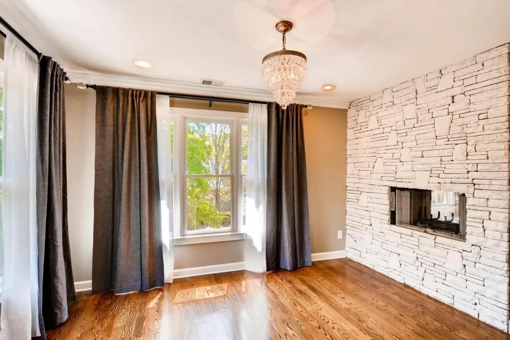 3900 Spalding Drive, Atlanta, Georgia 30350, 5 Bedrooms Bedrooms, ,4 BathroomsBathrooms,Residential,Sold,3900 Spalding Drive,6528217