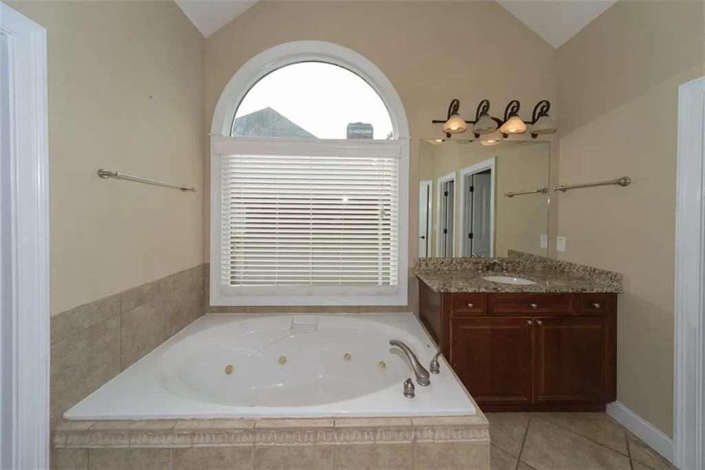 4140 Spalding Drive, Sandy Springs, Georgia 30350, 6 Bedrooms Bedrooms, ,5 BathroomsBathrooms,Residential,Sold,4140 Spalding Drive,6916406