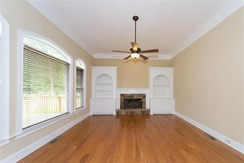 4140 Spalding Drive, Sandy Springs, Georgia 30350, 6 Bedrooms Bedrooms, ,5 BathroomsBathrooms,Residential,Sold,4140 Spalding Drive,6916406