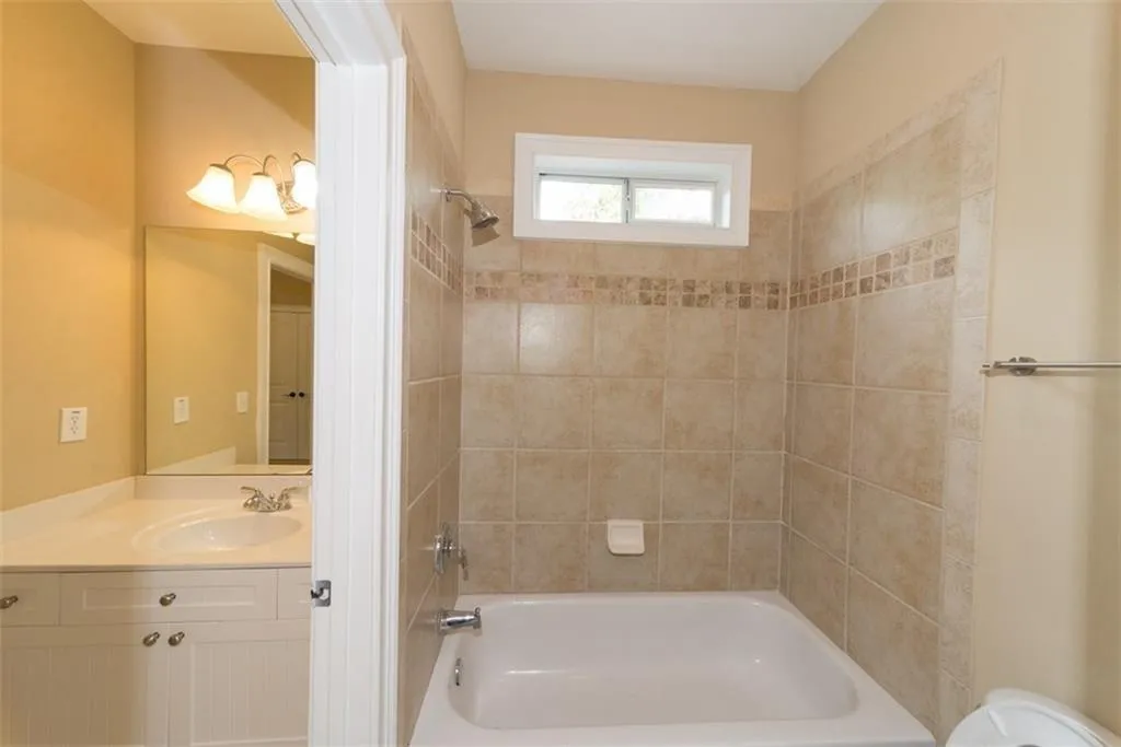 4140 Spalding Drive, Sandy Springs, Georgia 30350, 6 Bedrooms Bedrooms, ,5 BathroomsBathrooms,Residential,Sold,4140 Spalding Drive,6916406