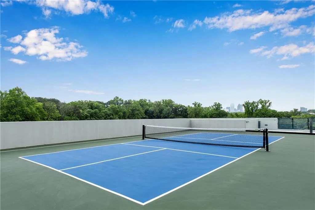 2425 Peachtree Road Ne Unit 902, Atlanta, Georgia 30305, 2 Bedrooms Bedrooms, ,3 BathroomsBathrooms,Residential,For Sale,2425 Peachtree Road Ne Unit 902,7587869