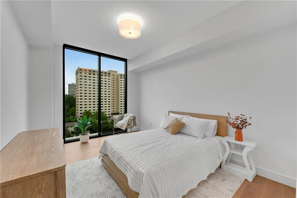 2425 Peachtree Road Ne Unit 902, Atlanta, Georgia 30305, 2 Bedrooms Bedrooms, ,3 BathroomsBathrooms,Residential,For Sale,2425 Peachtree Road Ne Unit 902,7587869