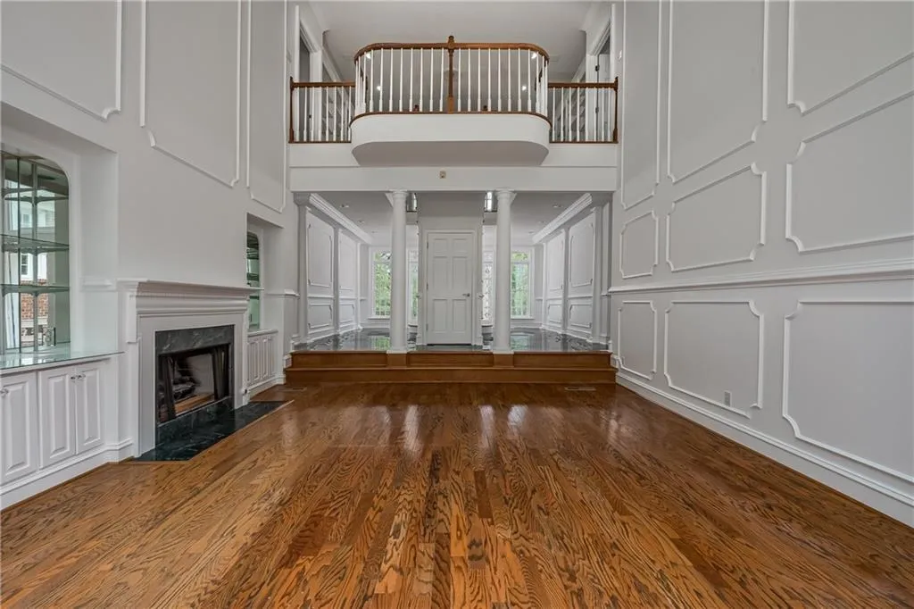 5127 Powers Ferry Road, Sandy Springs, Georgia 30327, 5 Bedrooms Bedrooms, ,4 BathroomsBathrooms,Residential,Sold,5127 Powers Ferry Road,6927836