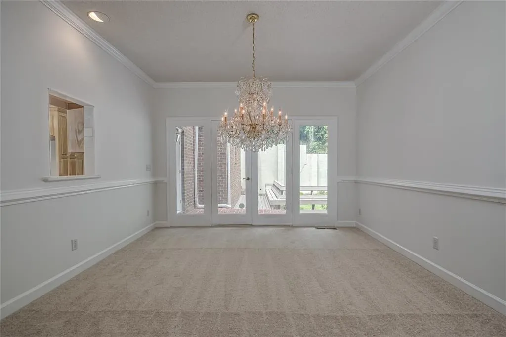 5127 Powers Ferry Road, Sandy Springs, Georgia 30327, 5 Bedrooms Bedrooms, ,4 BathroomsBathrooms,Residential,Sold,5127 Powers Ferry Road,6927836