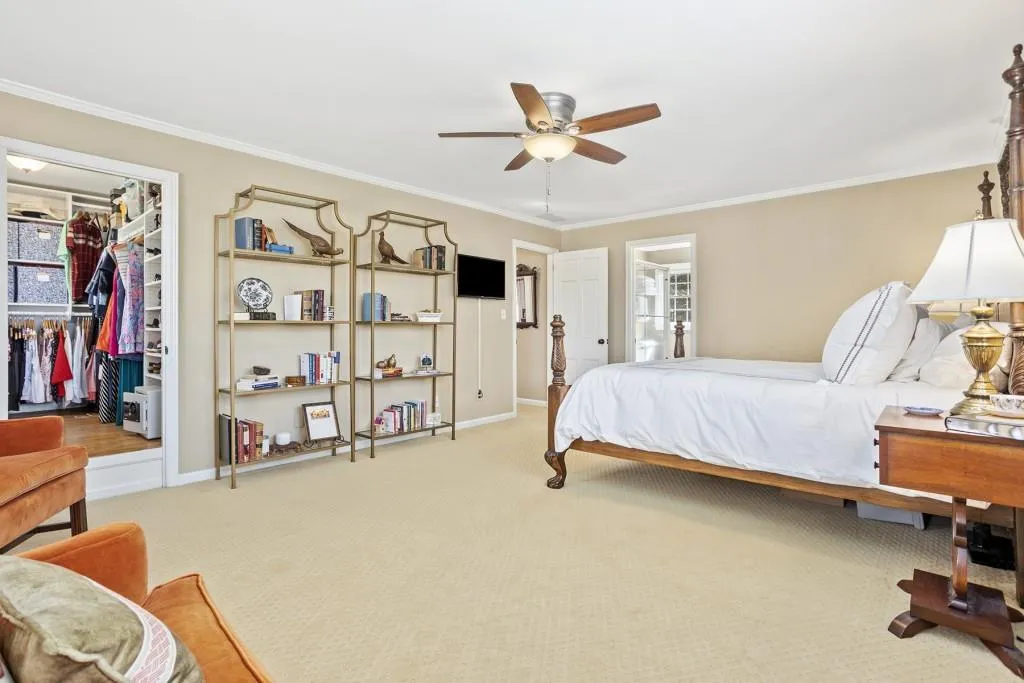 6035 Riverside Drive, Sandy Springs, Georgia 30328, 5 Bedrooms Bedrooms, ,4 BathroomsBathrooms,Residential,Sold,6035 Riverside Drive,6866878