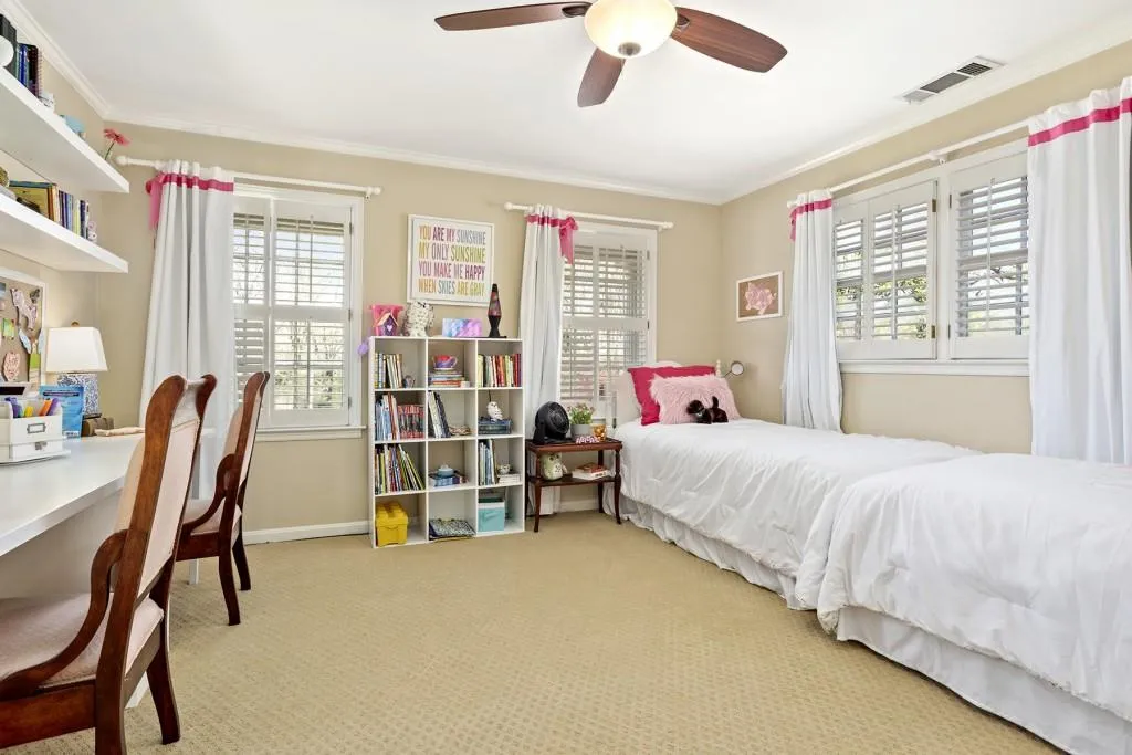 6035 Riverside Drive, Sandy Springs, Georgia 30328, 5 Bedrooms Bedrooms, ,4 BathroomsBathrooms,Residential,Sold,6035 Riverside Drive,6866878