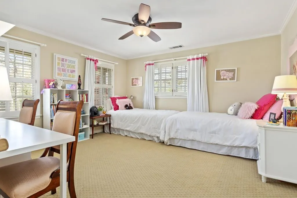 6035 Riverside Drive, Sandy Springs, Georgia 30328, 5 Bedrooms Bedrooms, ,4 BathroomsBathrooms,Residential,Sold,6035 Riverside Drive,6866878