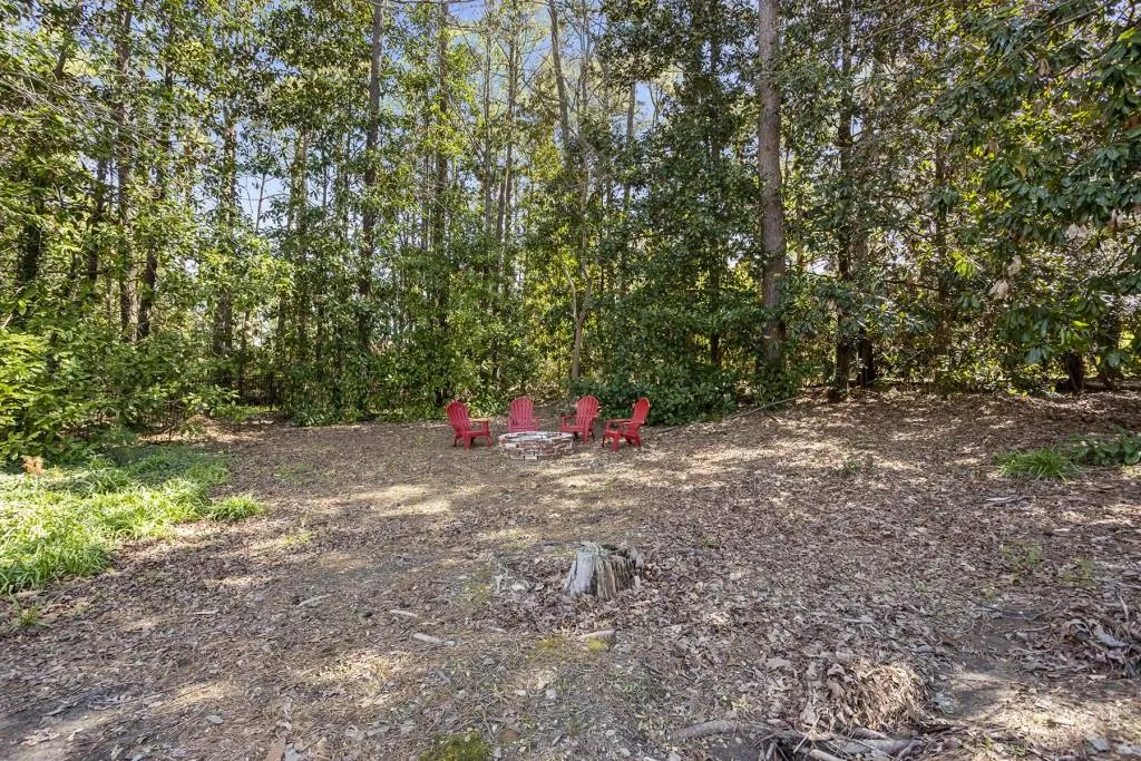 6035 Riverside Drive, Sandy Springs, Georgia 30328, 5 Bedrooms Bedrooms, ,4 BathroomsBathrooms,Residential,Sold,6035 Riverside Drive,6866878