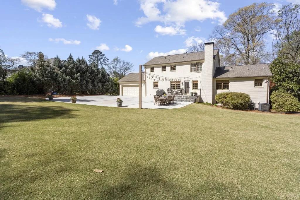 6035 Riverside Drive, Sandy Springs, Georgia 30328, 5 Bedrooms Bedrooms, ,4 BathroomsBathrooms,Residential,Sold,6035 Riverside Drive,6866878