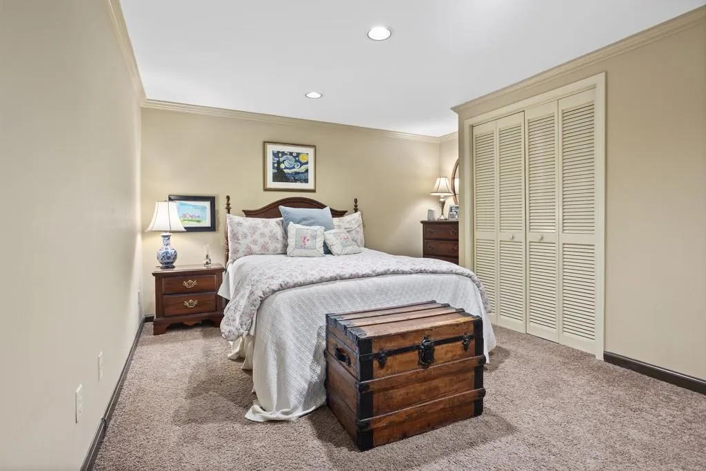 6035 Riverside Drive, Sandy Springs, Georgia 30328, 5 Bedrooms Bedrooms, ,4 BathroomsBathrooms,Residential,Sold,6035 Riverside Drive,6866878