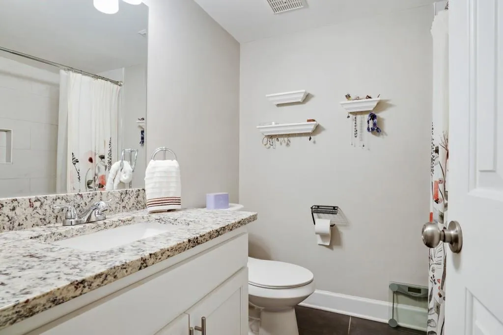 7200 Lancaster Loop, Sandy Springs, Georgia 30328, 4 Bedrooms Bedrooms, ,3 BathroomsBathrooms,Residential,Sold,7200 Lancaster Loop,7168792