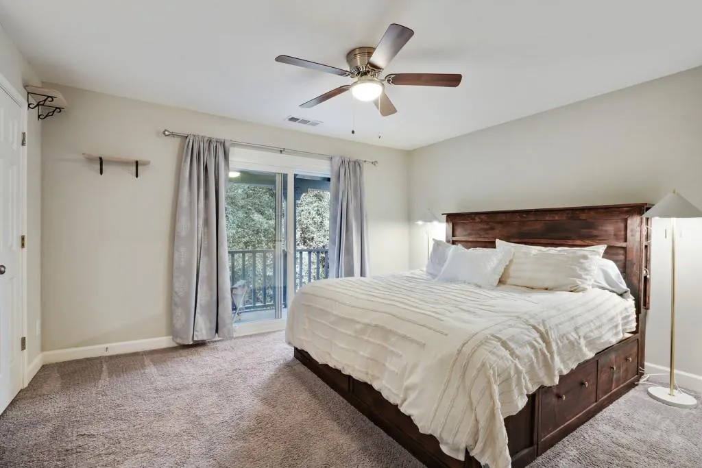 7200 Lancaster Loop, Sandy Springs, Georgia 30328, 4 Bedrooms Bedrooms, ,3 BathroomsBathrooms,Residential,Sold,7200 Lancaster Loop,7168792