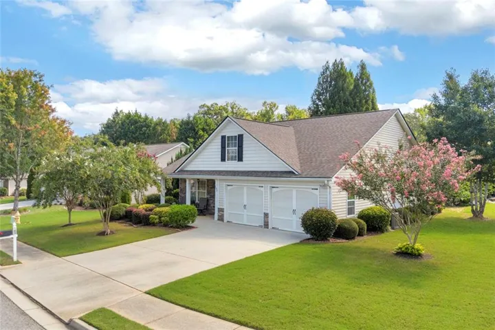 105 Briarcrest Dr