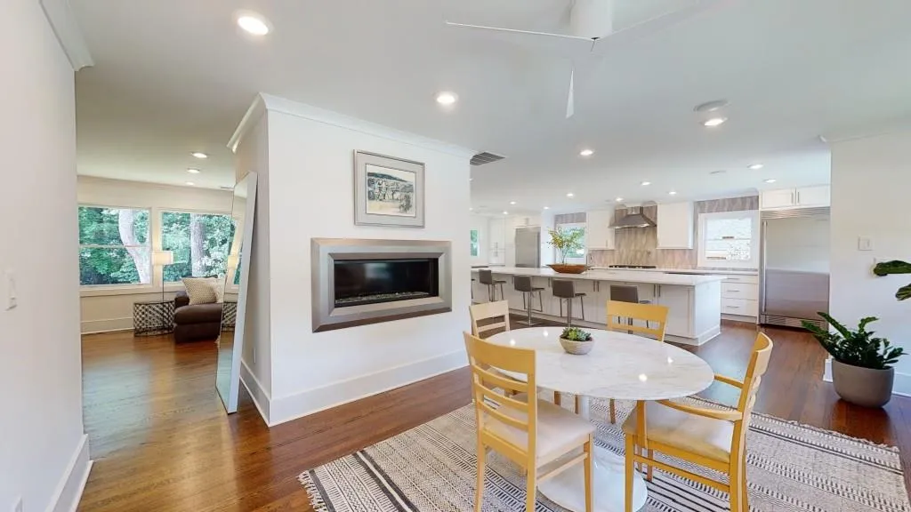 695 Glenforest Road, Atlanta, Georgia 30328, 4 Bedrooms Bedrooms, ,3 BathroomsBathrooms,Residential,Sold,695 Glenforest Road,6732686