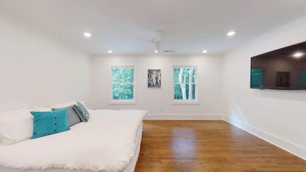 695 Glenforest Road, Atlanta, Georgia 30328, 4 Bedrooms Bedrooms, ,3 BathroomsBathrooms,Residential,Sold,695 Glenforest Road,6732686