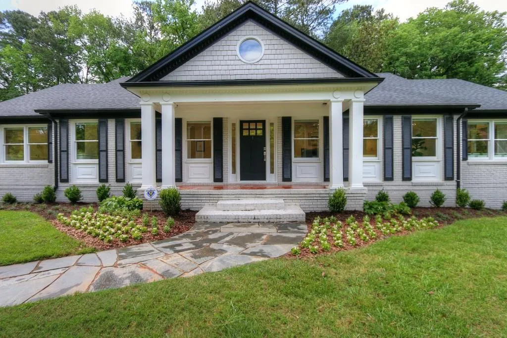 695 Glenforest Road, Atlanta, Georgia 30328, 4 Bedrooms Bedrooms, ,3 BathroomsBathrooms,Residential,Sold,695 Glenforest Road,6732686