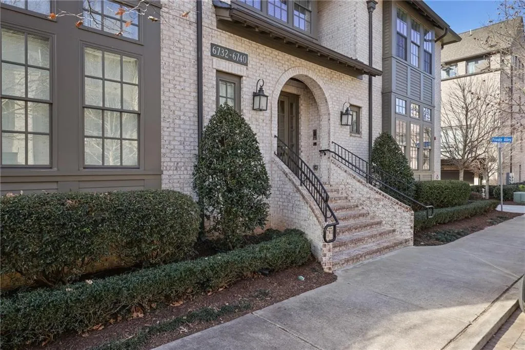 6736 Cadence Boulevard, Sandy Springs, Georgia 30328, 1 Bedroom Bedrooms, ,2 BathroomsBathrooms,Residential,Sold,6736 Cadence Boulevard,7512604