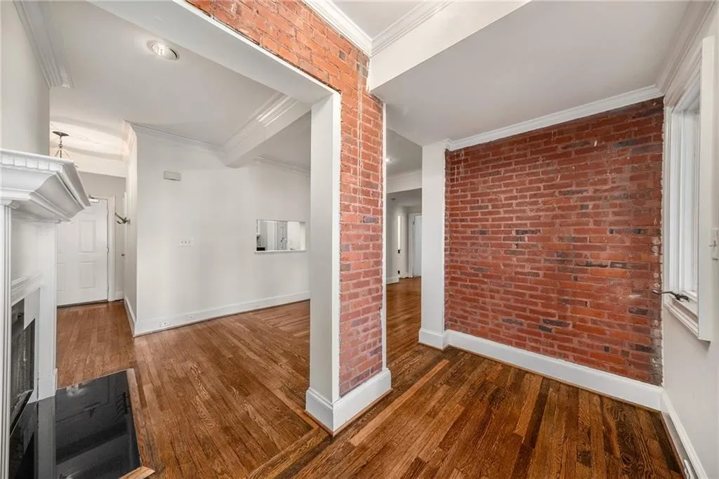 2840 Peachtree Road Nw Unit 312, Atlanta, Georgia 30305, 2 Bedrooms Bedrooms, ,2 BathroomsBathrooms,Residential,For Sale,2840 Peachtree Road Nw Unit 312,7639498