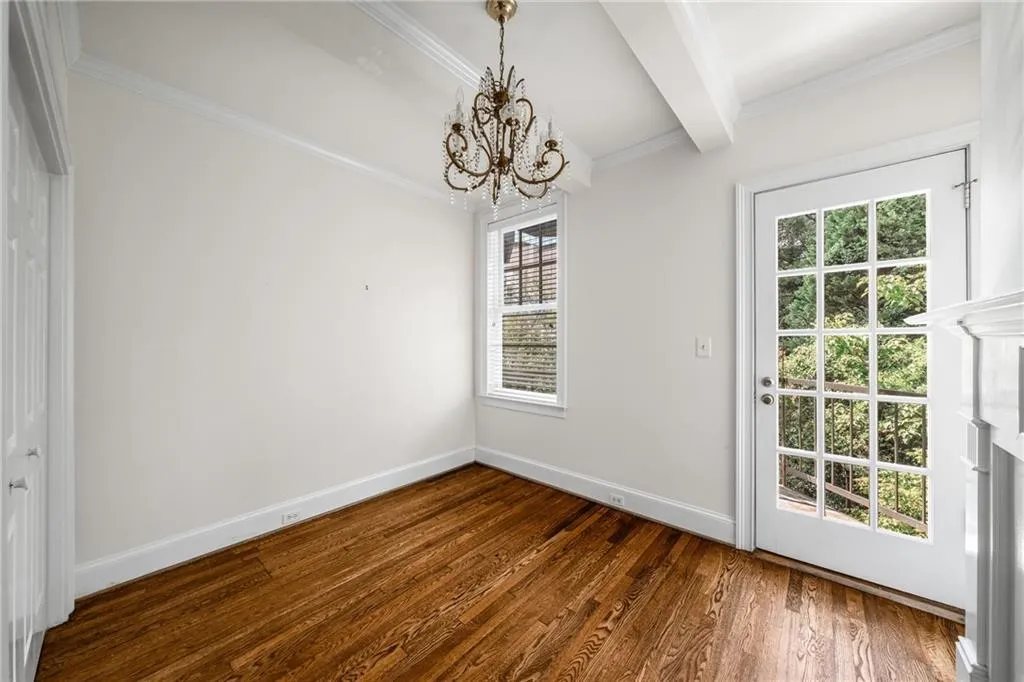 Plenty of natural light