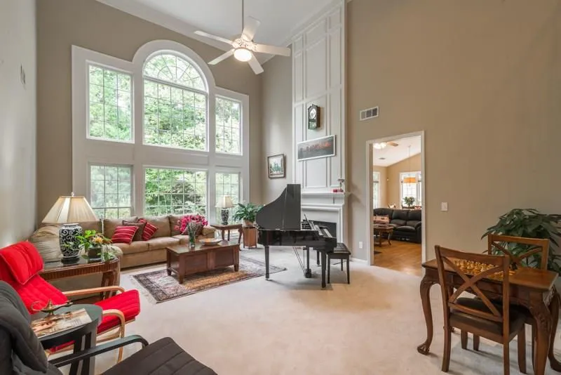 215 Smithdun Lane, Sandy Springs, Georgia 30350, 4 Bedrooms Bedrooms, ,3 BathroomsBathrooms,Residential,Sold,215 Smithdun Lane,5599095
