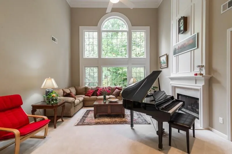 215 Smithdun Lane, Sandy Springs, Georgia 30350, 4 Bedrooms Bedrooms, ,3 BathroomsBathrooms,Residential,Sold,215 Smithdun Lane,5599095