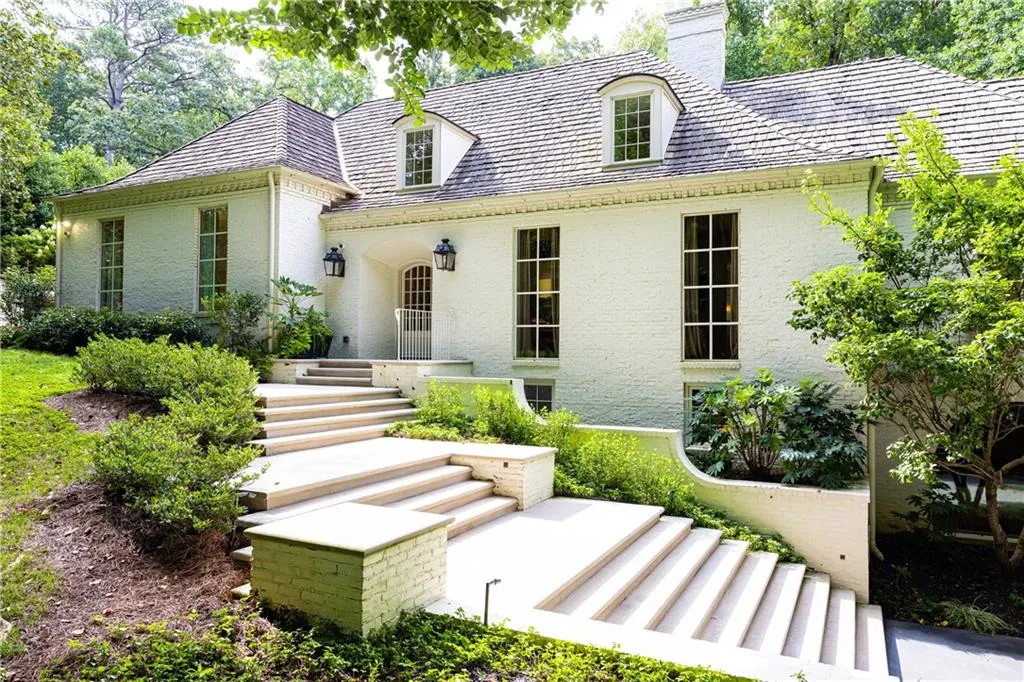 300 Blackland Road Nw, Atlanta, Georgia 30342, 4 Bedrooms Bedrooms, 0 ,6 BathroomsBathrooms,Residential,For Sale,300 Blackland Road Nw,7810797