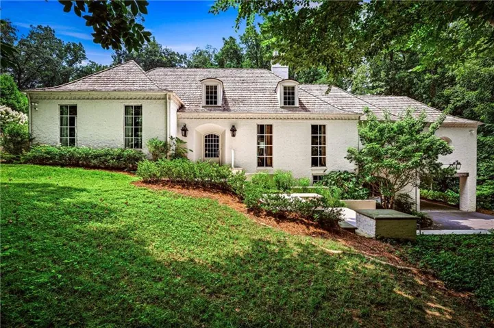 300 Blackland Road Nw, Atlanta, Georgia 30342