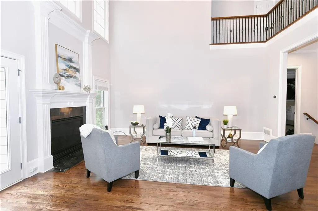 585 Cliftwood Court, Atlanta, Georgia 30328, 5 Bedrooms Bedrooms, ,5 BathroomsBathrooms,Residential,Sold,585 Cliftwood Court,7102092