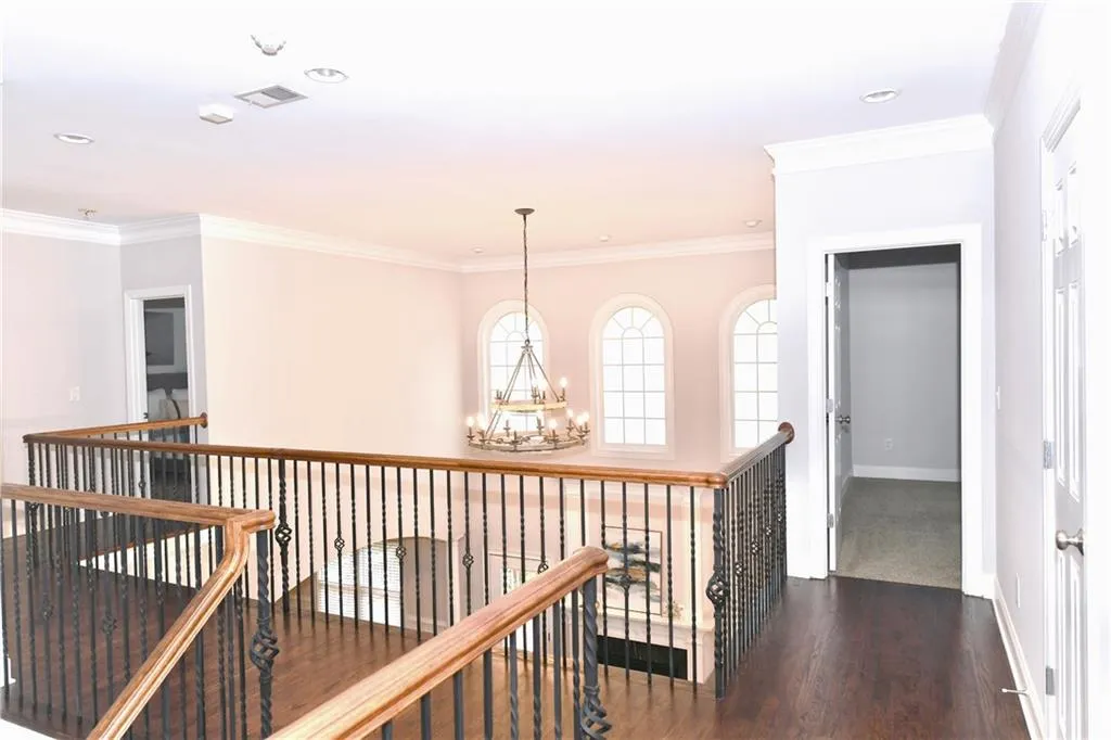 585 Cliftwood Court, Atlanta, Georgia 30328, 5 Bedrooms Bedrooms, ,5 BathroomsBathrooms,Residential,Sold,585 Cliftwood Court,7102092