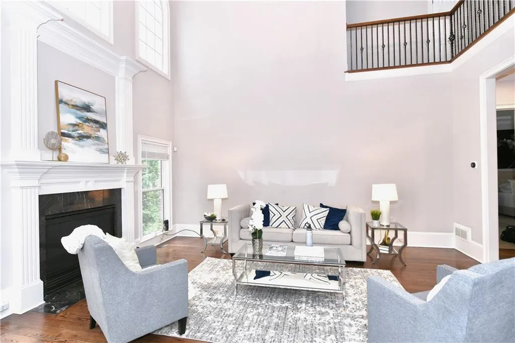 585 Cliftwood Court, Atlanta, Georgia 30328, 5 Bedrooms Bedrooms, ,5 BathroomsBathrooms,Residential,Sold,585 Cliftwood Court,7102092