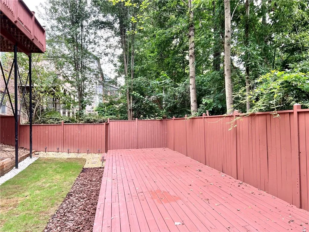 585 Cliftwood Court, Atlanta, Georgia 30328, 5 Bedrooms Bedrooms, ,5 BathroomsBathrooms,Residential,Sold,585 Cliftwood Court,7102092