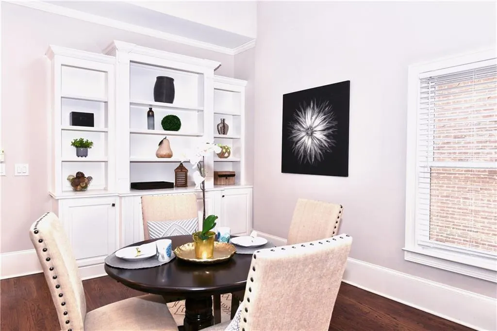 585 Cliftwood Court, Atlanta, Georgia 30328, 5 Bedrooms Bedrooms, ,5 BathroomsBathrooms,Residential,Sold,585 Cliftwood Court,7102092