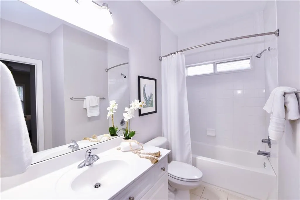 585 Cliftwood Court, Atlanta, Georgia 30328, 5 Bedrooms Bedrooms, ,5 BathroomsBathrooms,Residential,Sold,585 Cliftwood Court,7102092